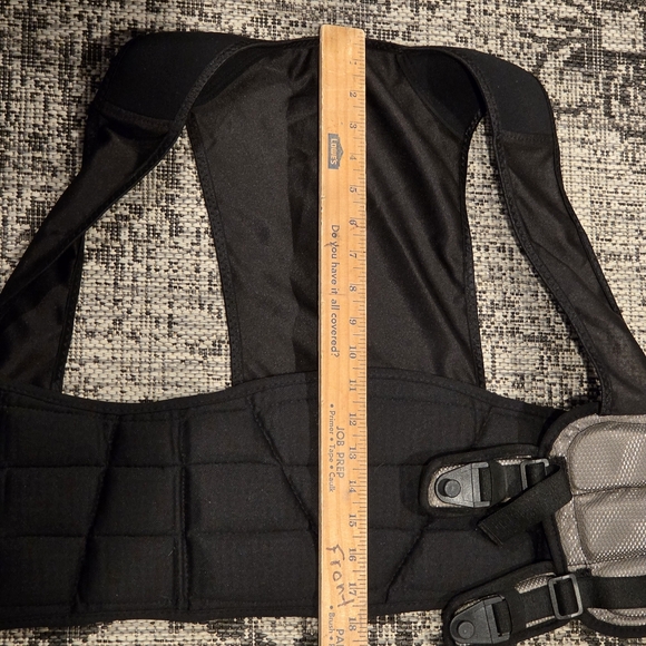 Schutt Hard Shell Rib Protector Vest Football Pads Youth Medium 26”-34” - Picture 8 of 8